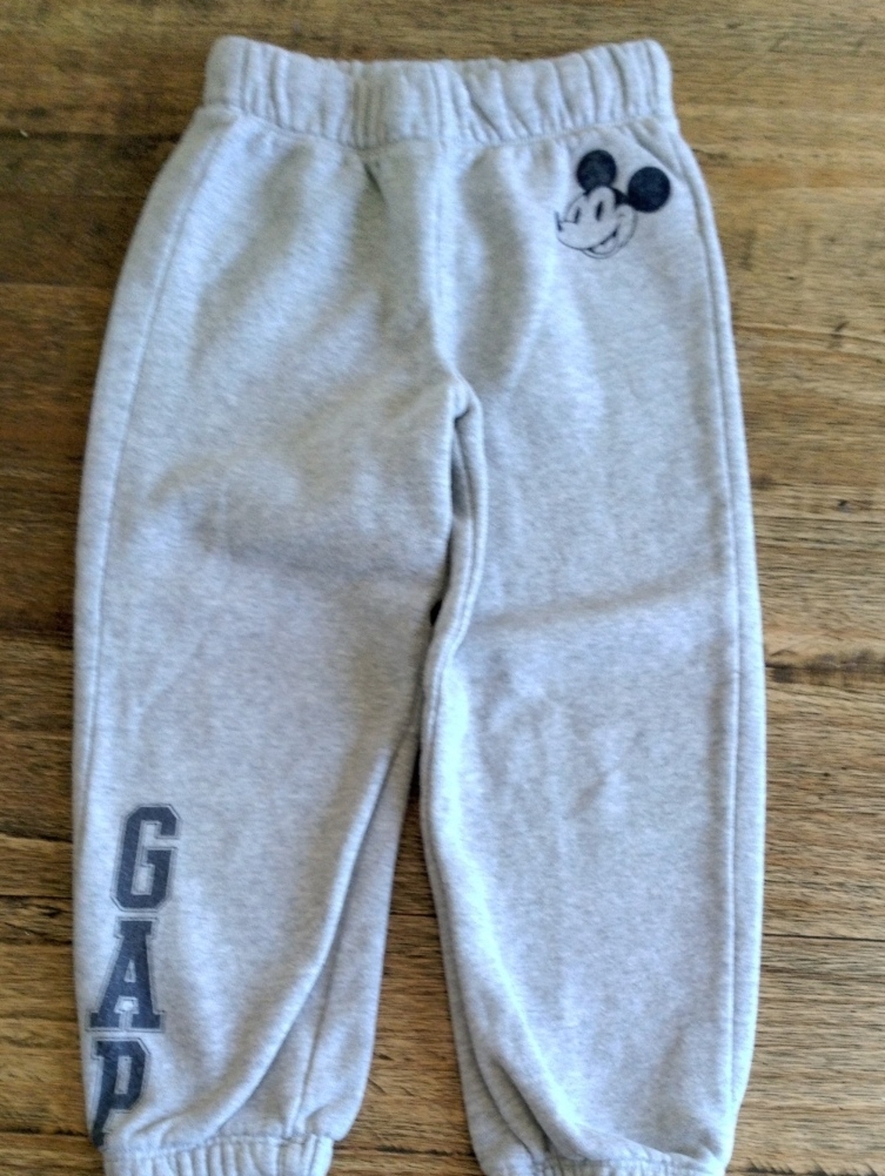 🦋BOYS GAP/DISNEY SWEATPANTS🦋